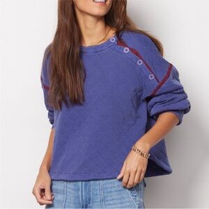 Sundry Quilted Asymmetrical Button Closure Cropped Blue Sweatshirt